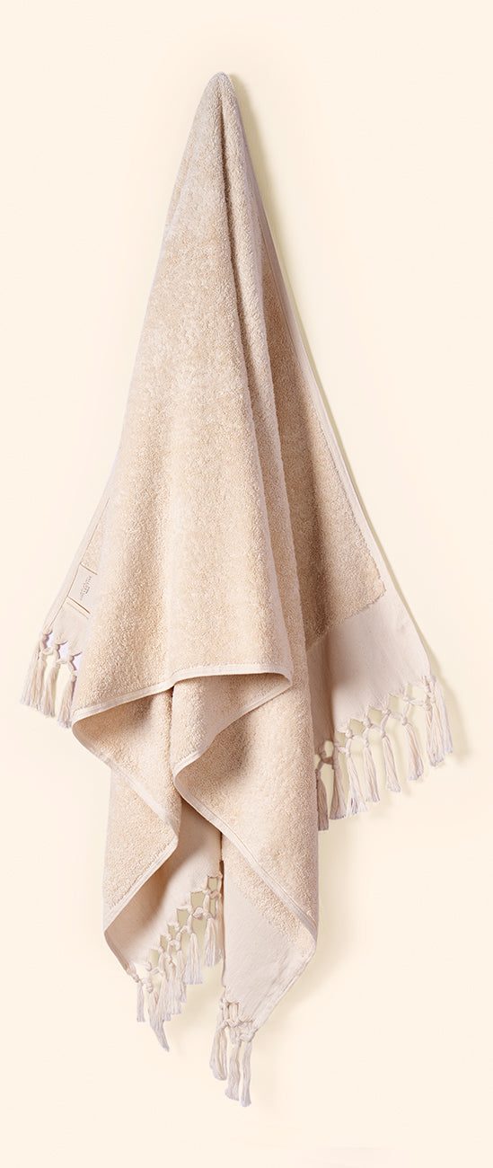 Plush & Bare Pure Cotton King Bath Towel In Cream